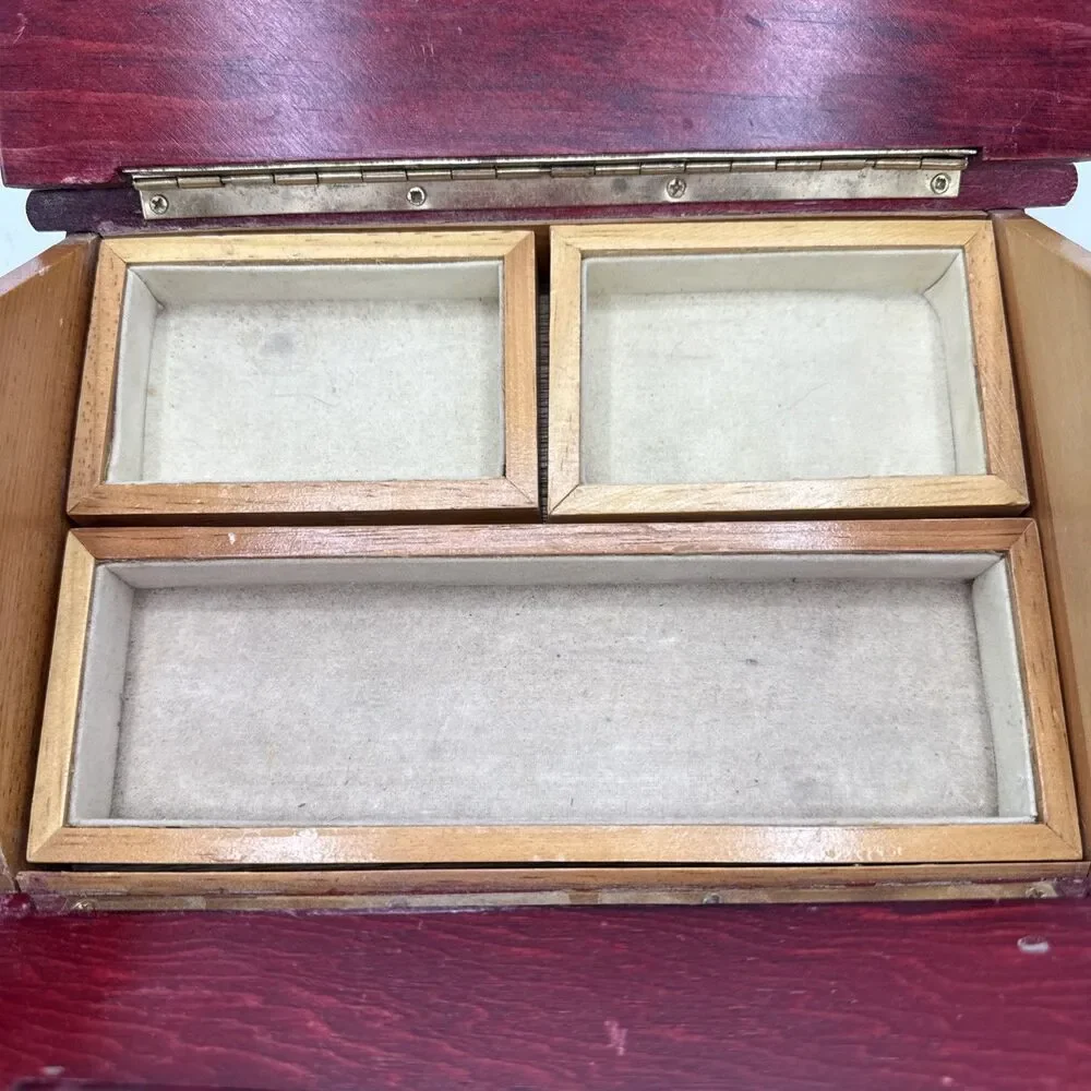 Vintage Cabin Sewing Box/Stash Box/Bank 10”X6.5”X6.5” AA Importing, Taiwan